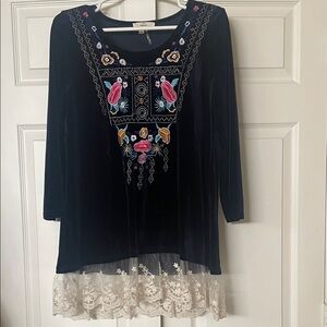 Entro Navy Velvet Tunic with Floral Embroidery